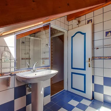 Popi Lägenhet Mali Lošinj